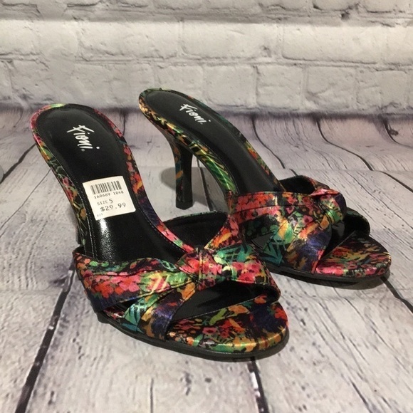 Fioni satin floral slides New without Box - Picture 1 of 4